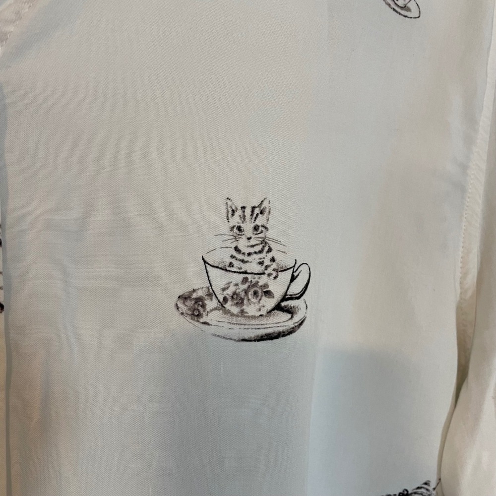 Jane Delancey White Cat Teacup Blouse XL High Low Roll Cuff 3/4 Sleeve Button - Picture 2 of 9